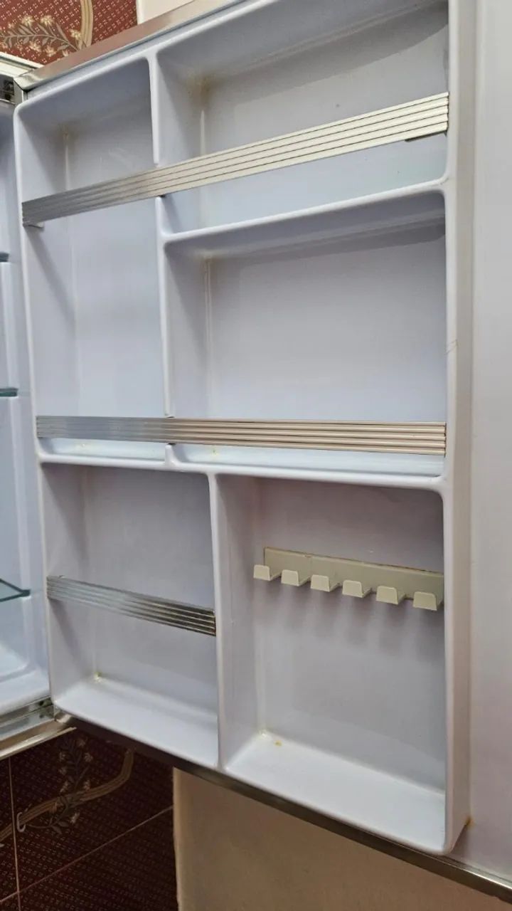 Armário de embutir com espelho para banheiro - Foto 3
