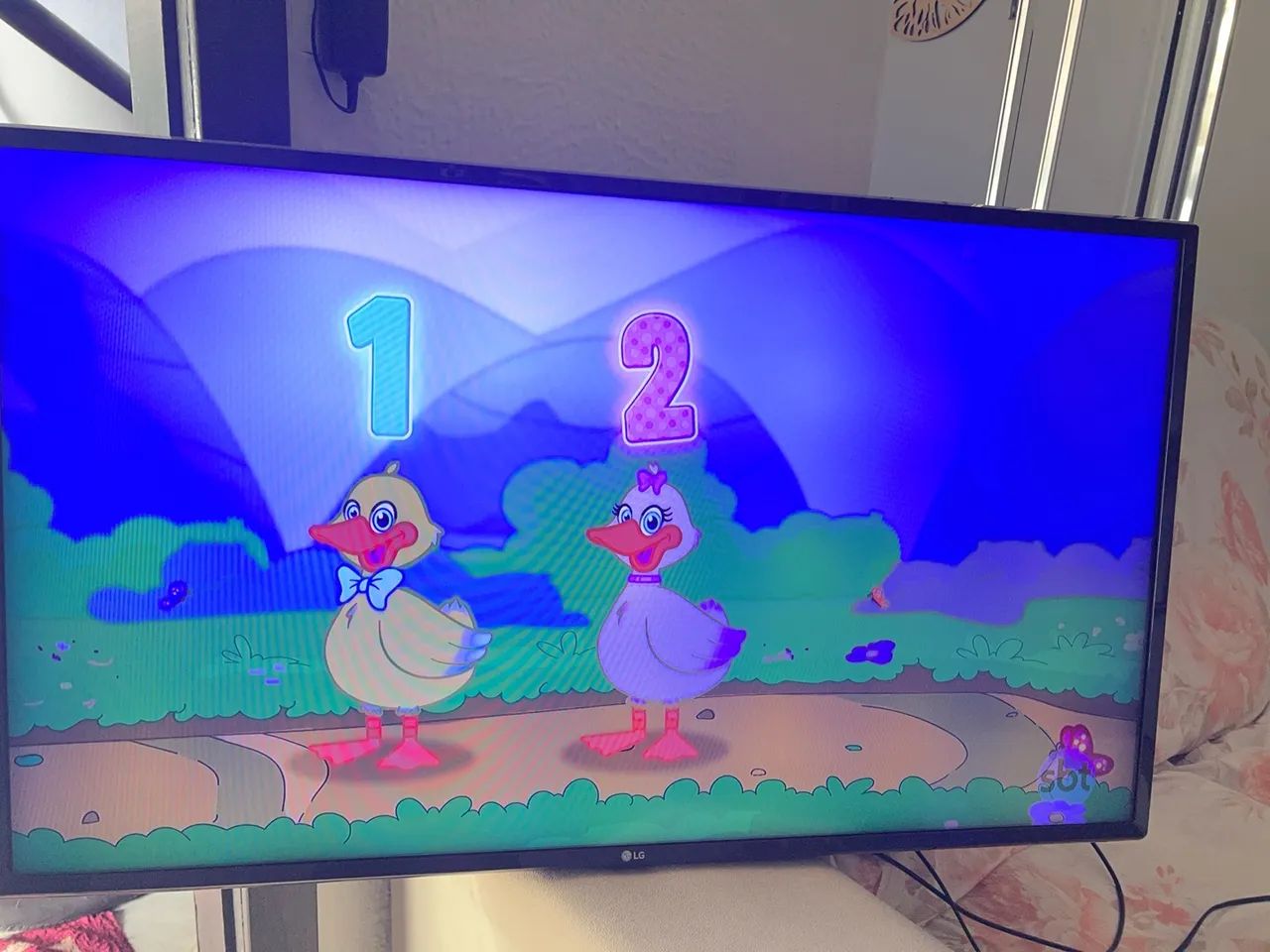 Tv 43 polegadas não é smart funcionando perfeitamente  - Foto 3