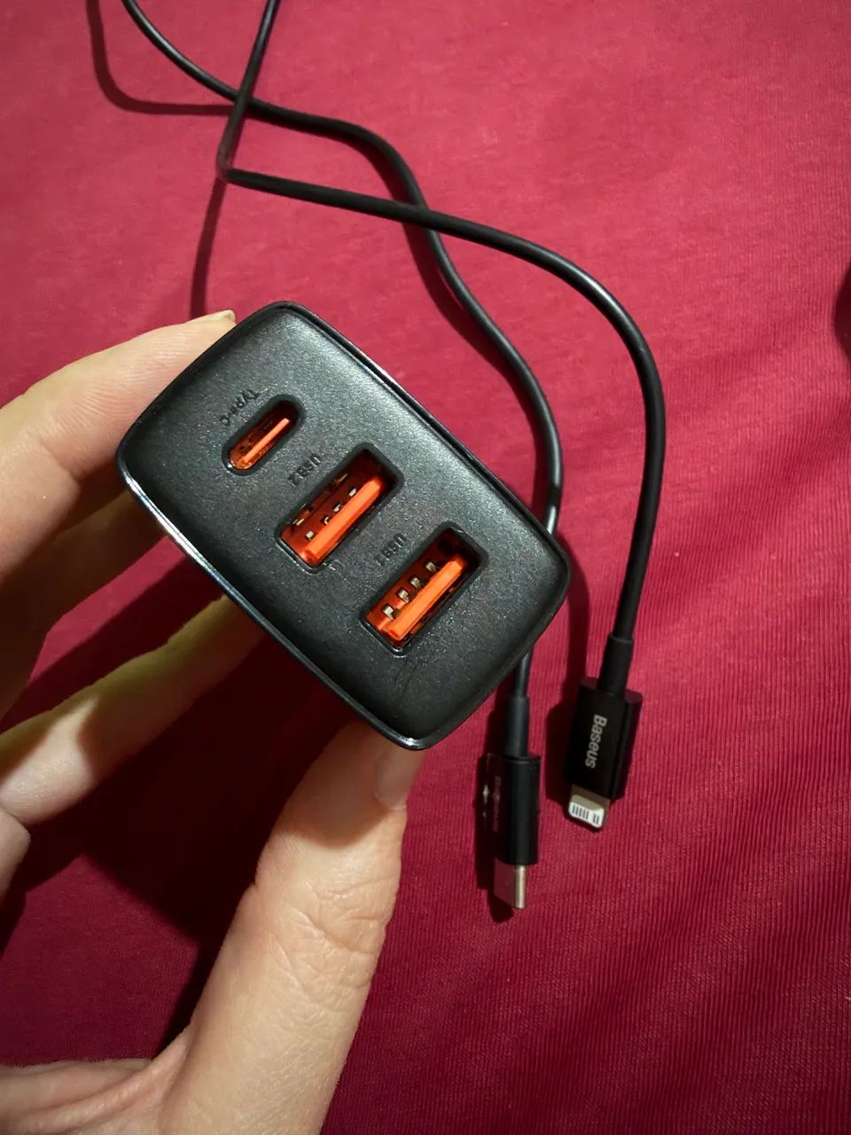 Carregador baseus 30w com 3 entradas com cabo para iPhone  - Foto 3