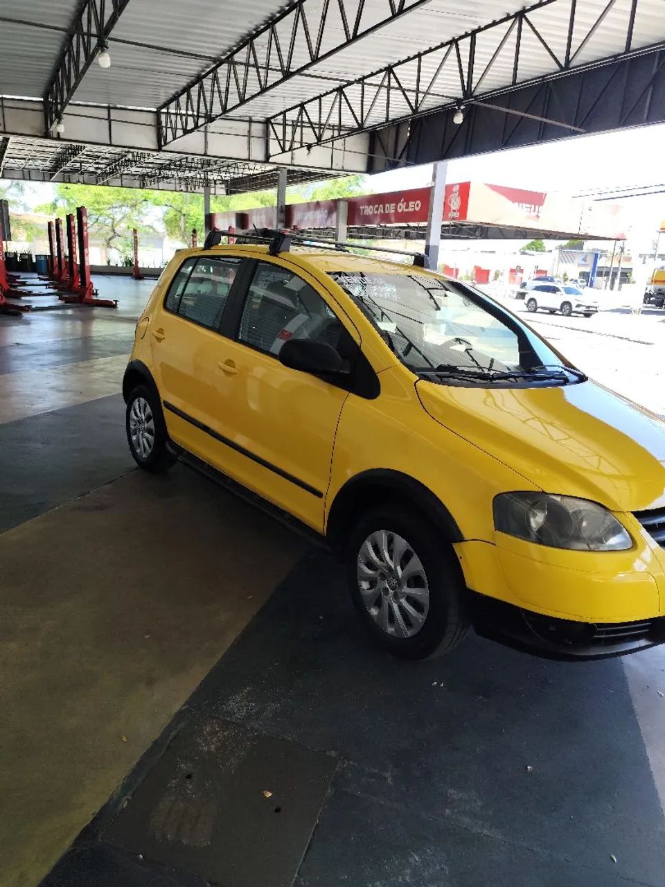 Volkswagen Fox Fox SUNRISE 1.0 Mi Total Flex 8V 5p 2010
