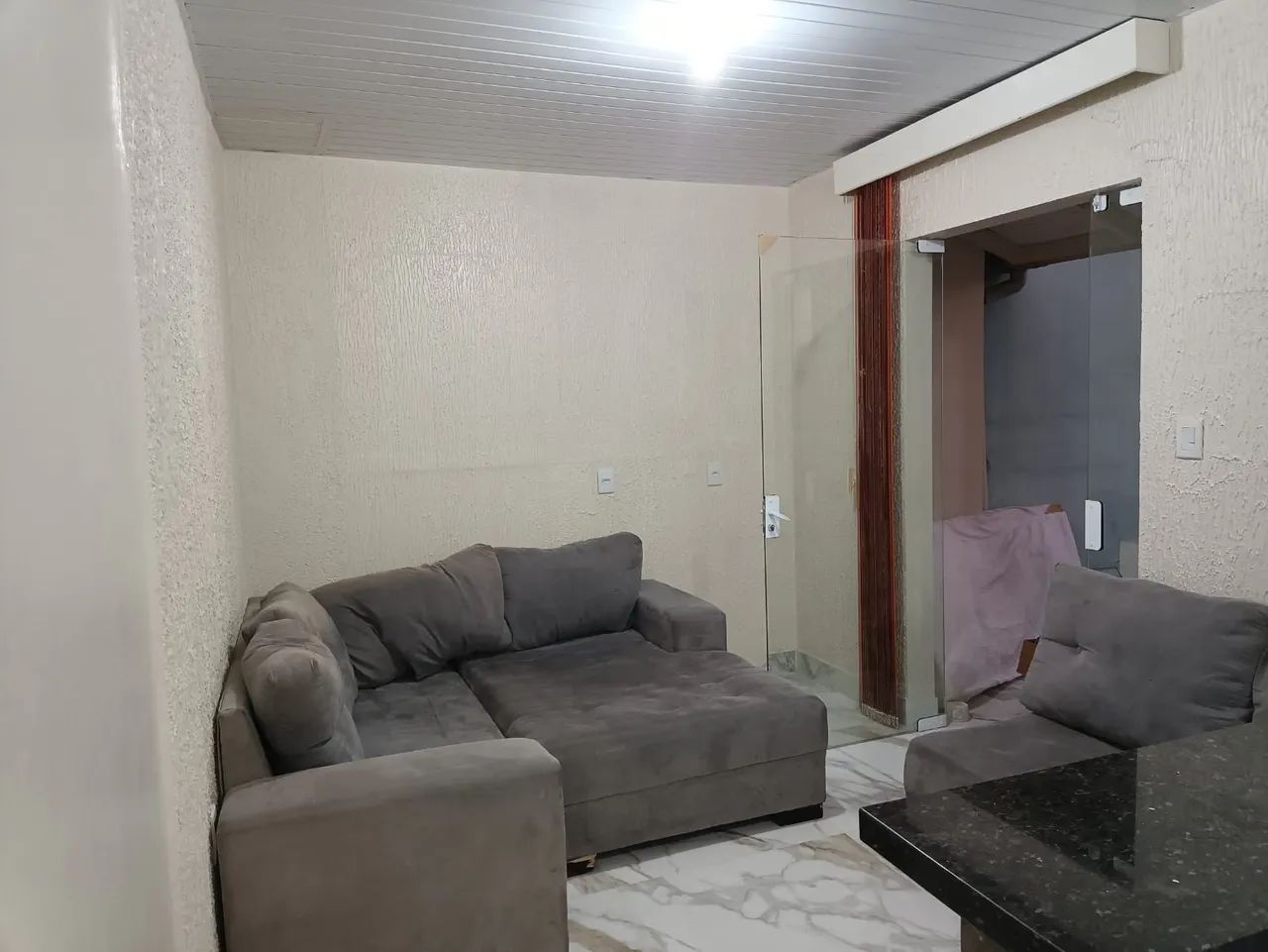 Alugo apartamento 02 Pantanal - UFSC