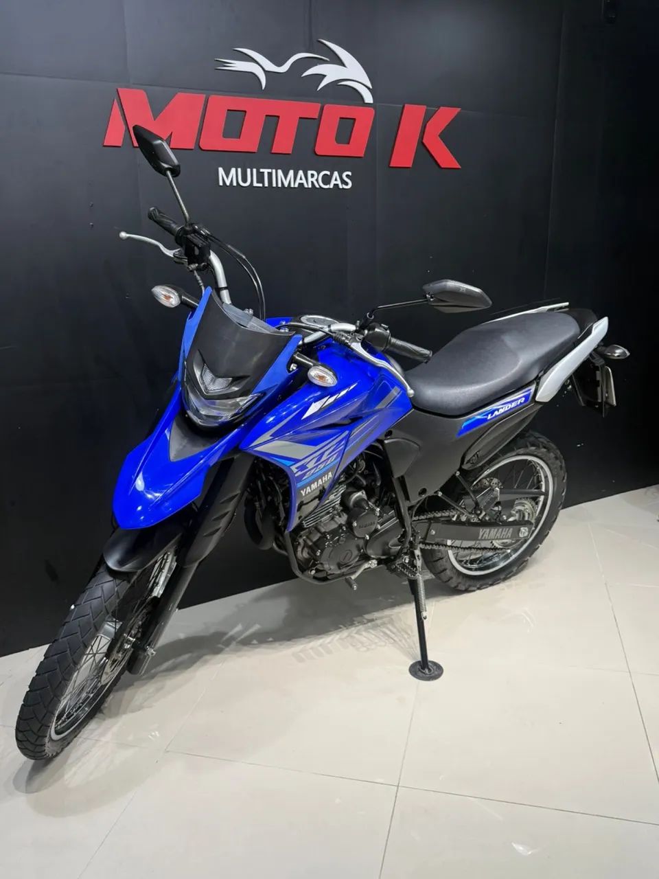 Linda Xtz Lander com apenas 17mil km