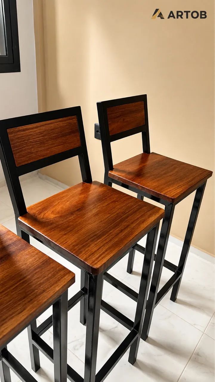 Banqueta de modelo industrial. - Foto 2