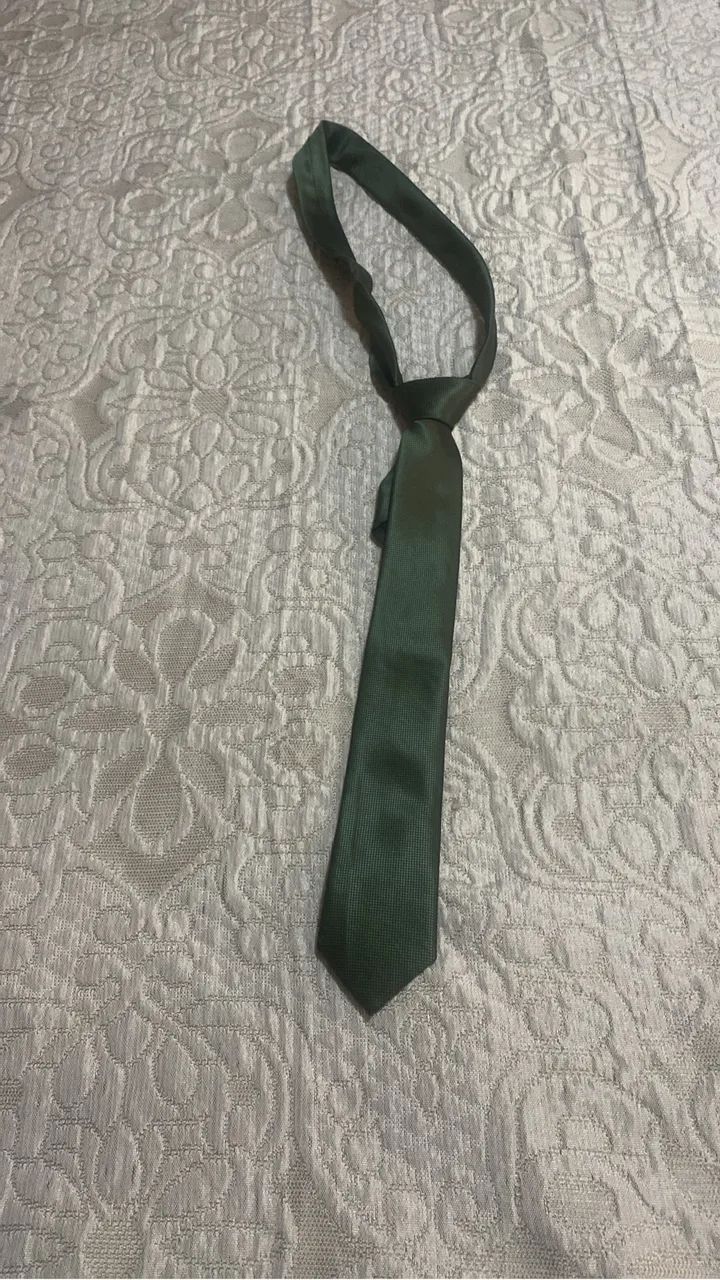 Vendo gravata