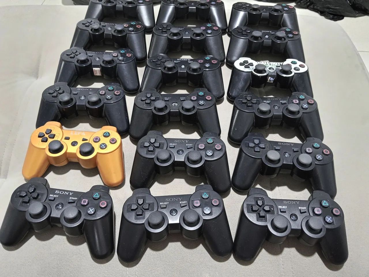 Contole PS3 semi novos