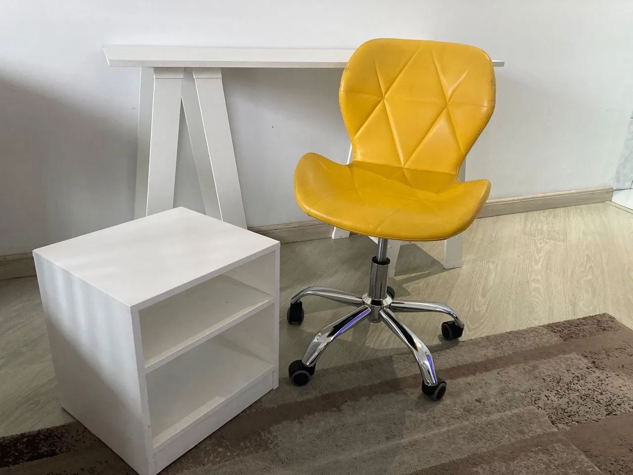 Conjunto de móveis de escritório  - Foto 2