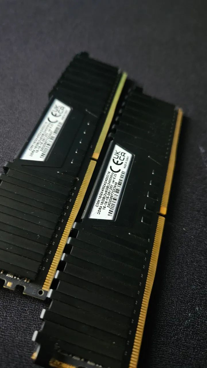 16 GB DDR4 DUAL CHANNEL CORSAIR - Foto 5
