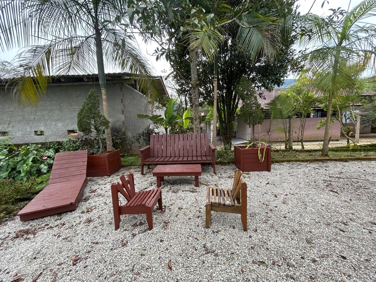 KIT COMPLETO DE MÓVEIS DE JARDIM EM MADEIRA - R$ 2500 - Foto 4
