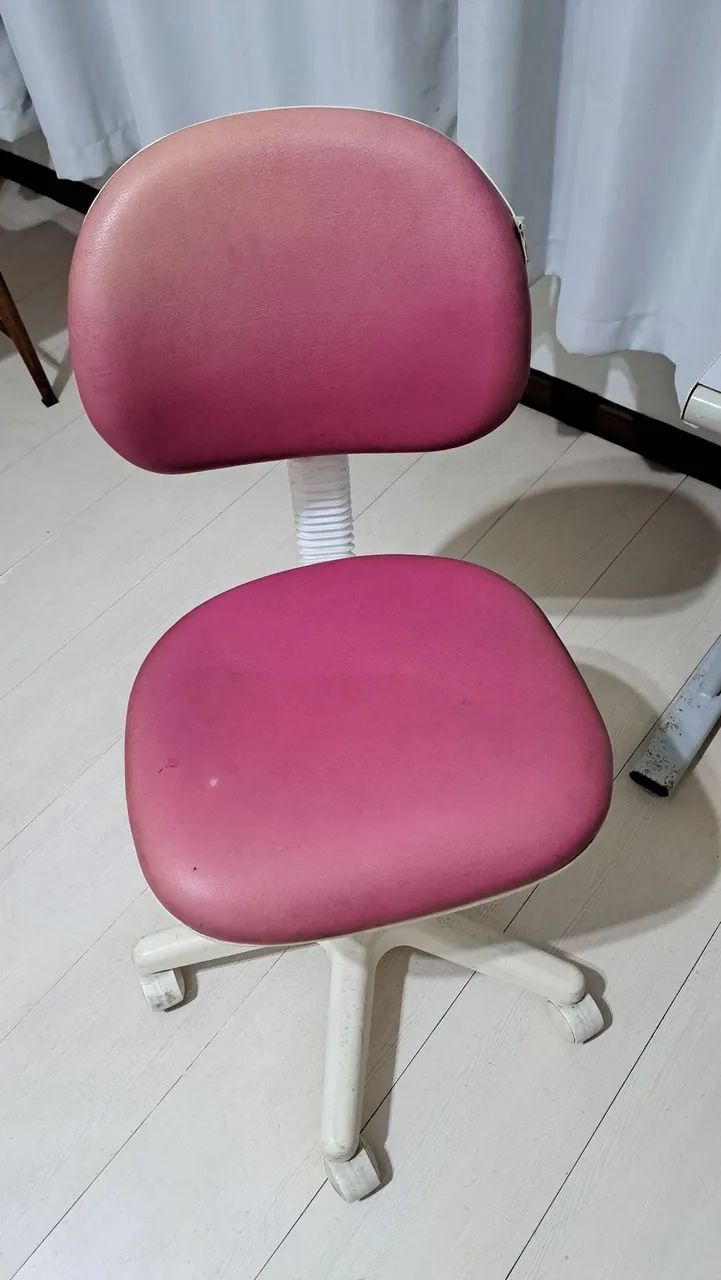 Mesa e cadeira de escritório  - Foto 2