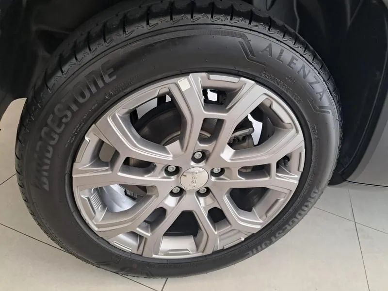 Jeep Renegade Longitude T270 1.3 Turbo 4x2 Aut., foto 8 de 10