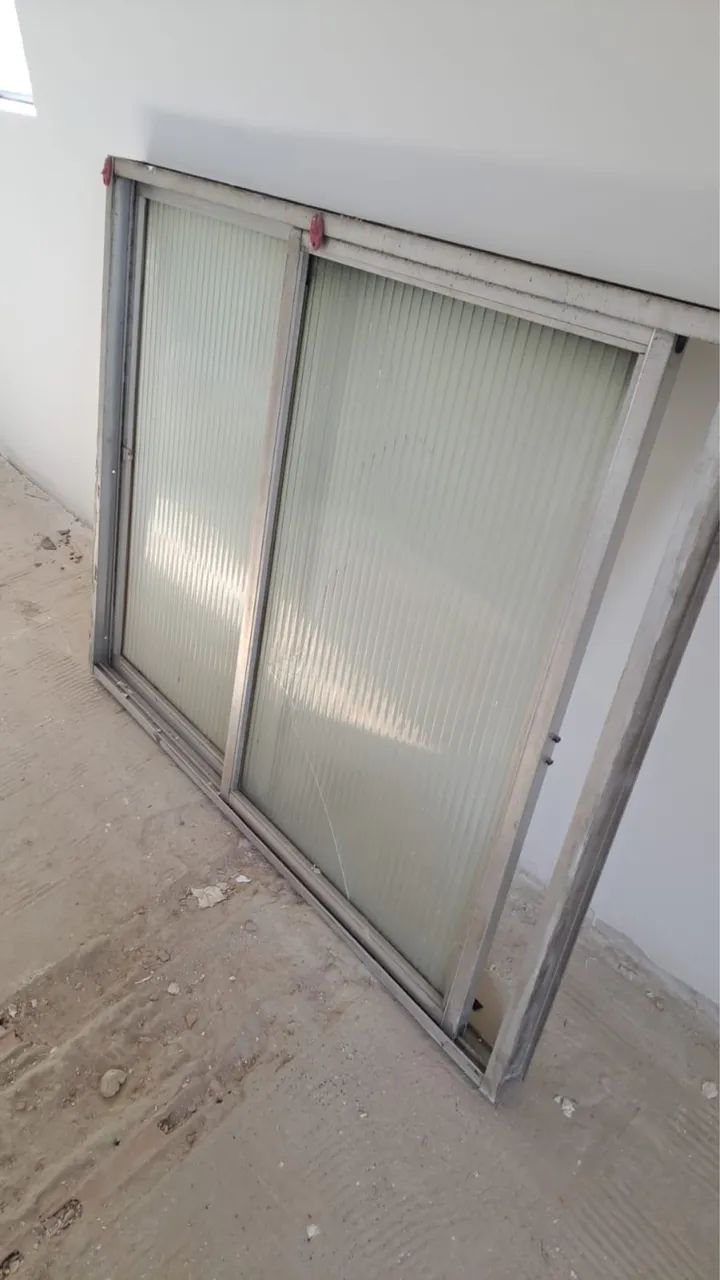 Janela de ALUMÍNIO 