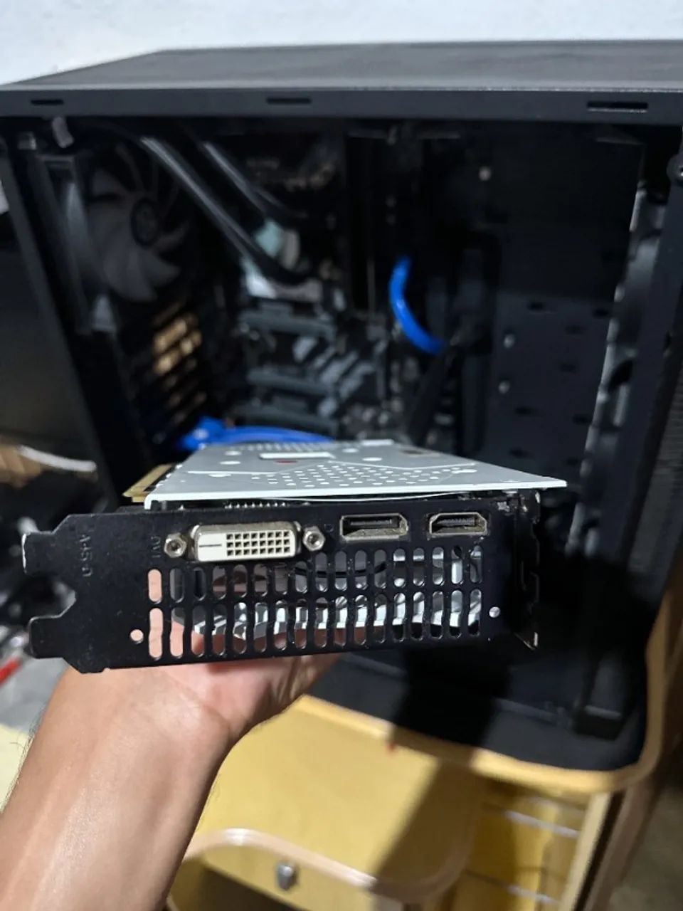 RX 580 8GB WHITE EDITION - Foto 4
