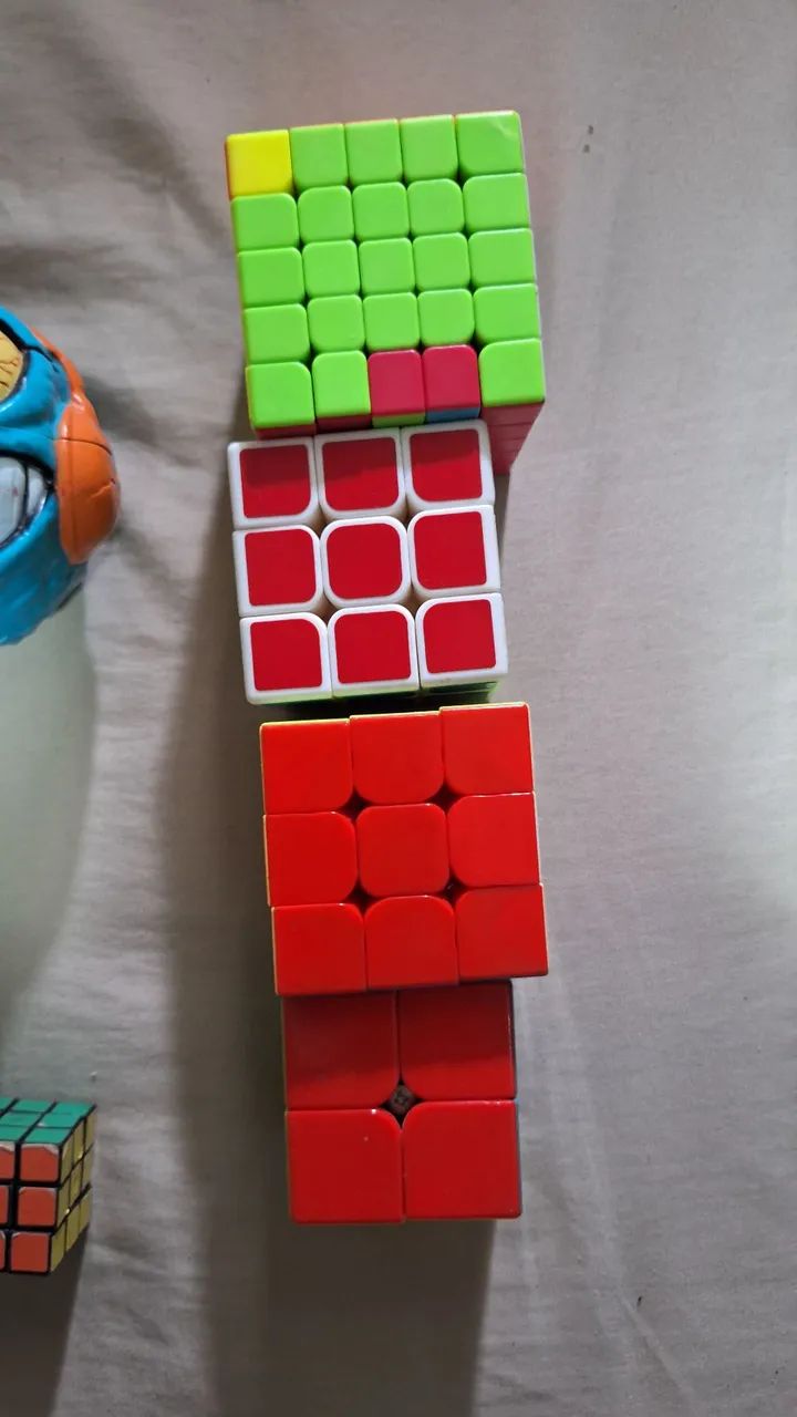 Cubos mágicos  - Foto 4