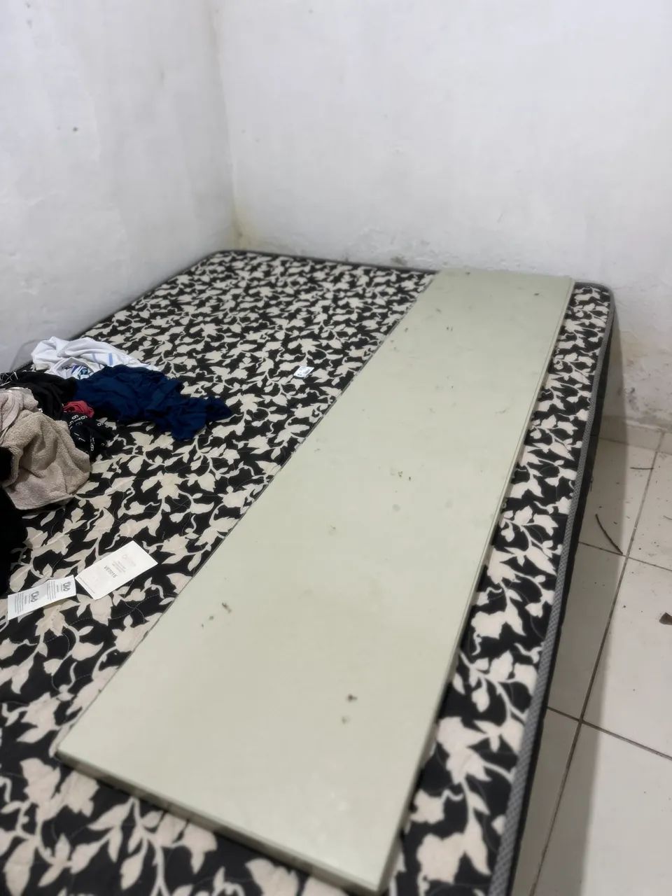 Bancada em MDF com vidro  1,71 comprimento/ 40 de largura  - Foto 2