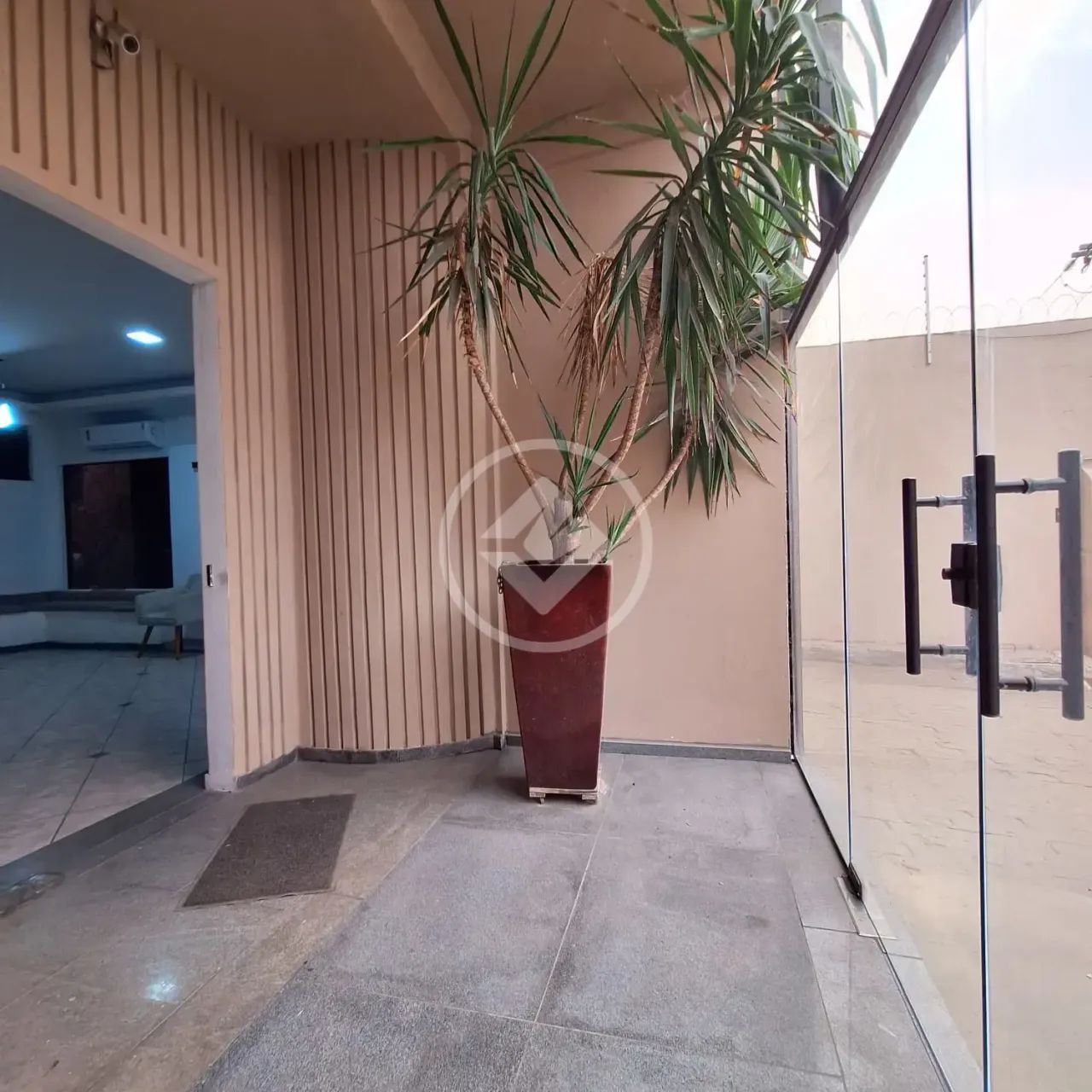 Prédio comercial no Bosque da saúde, próximo à Miguel sutil e viaduto da av. CPA. 705 M2,  - Foto 2