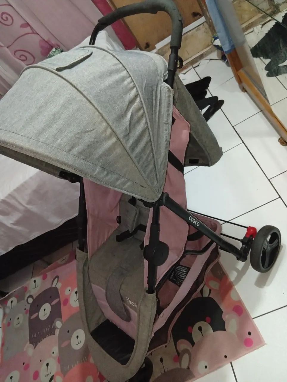 CARRINHO DE BEBÊ COSCO USADO 