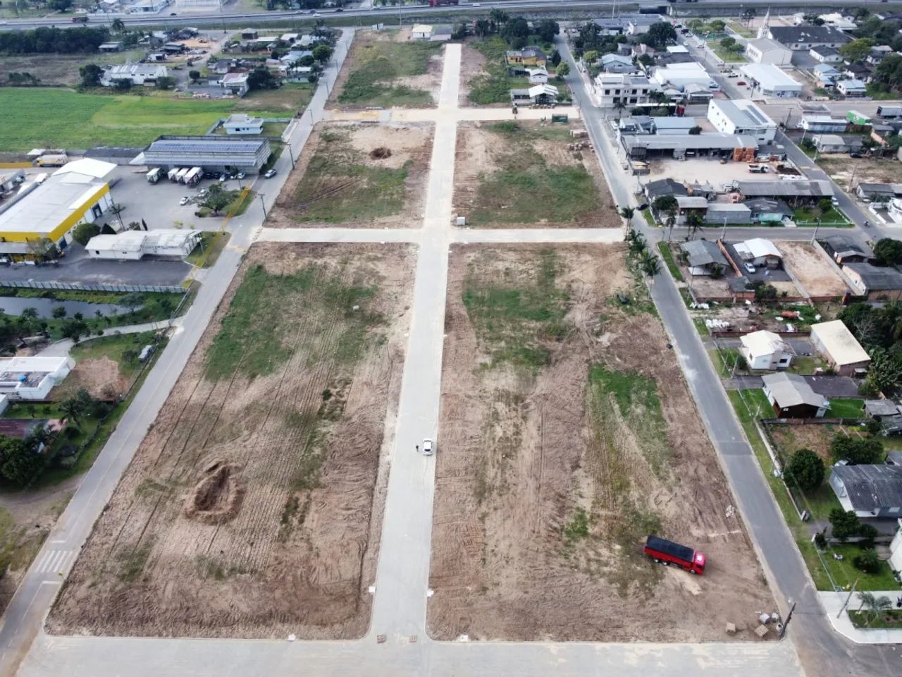 Terreno Parcelado de Esquina Comercial Loteamento Diamante Branco - Foto 4