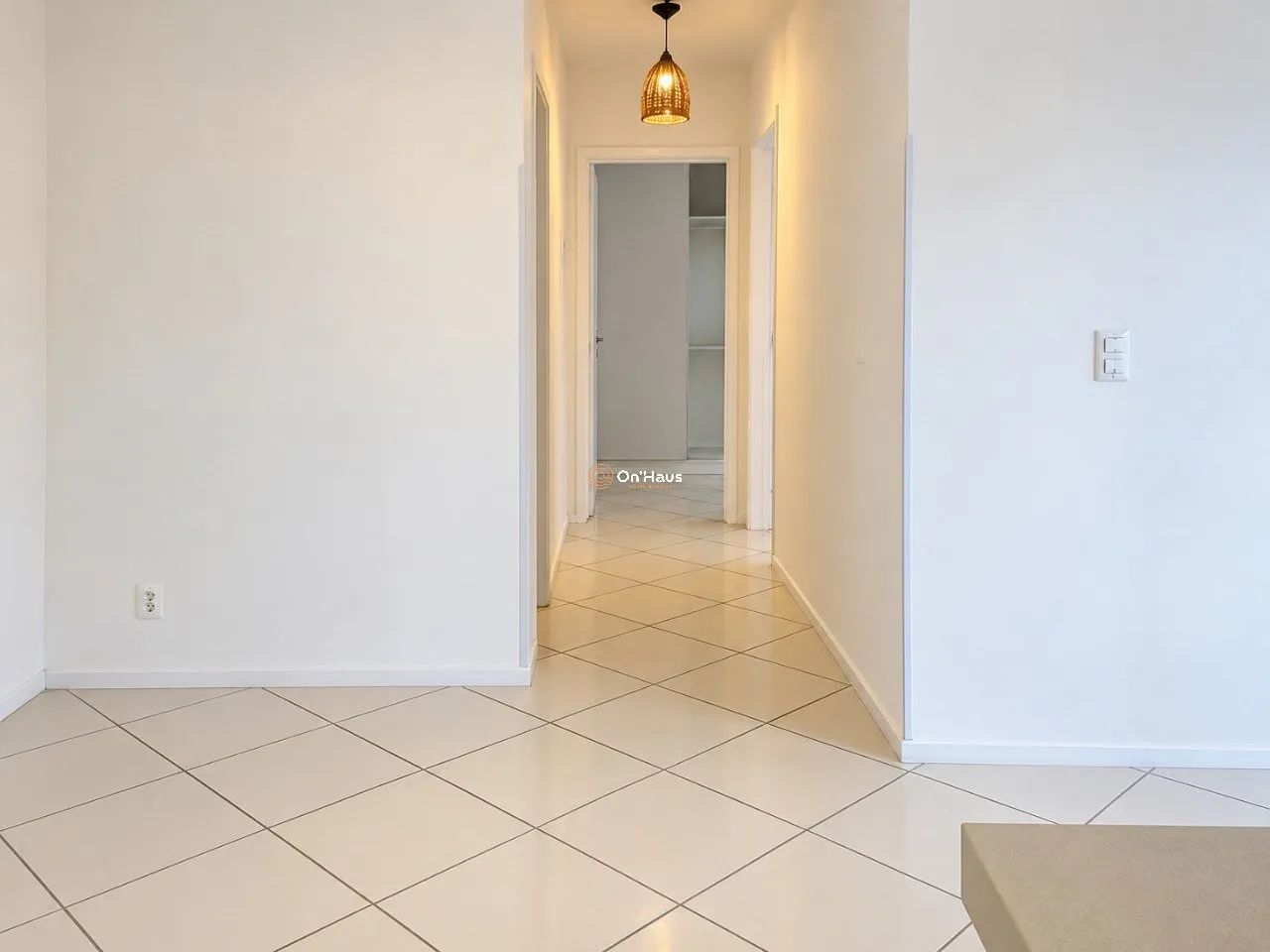Apartamento com 2 Dormitorios á venda - com 56m2 - Foto 5