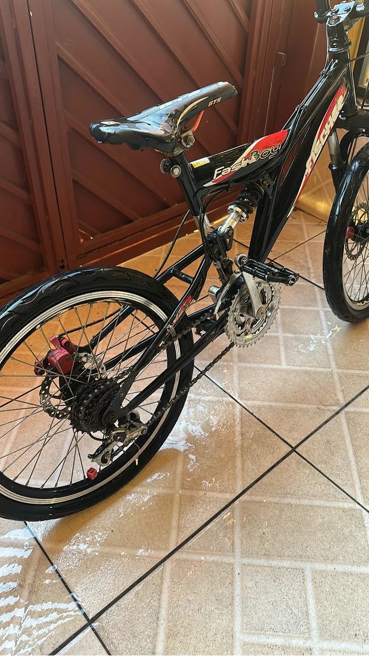 Bicicleta aro 20 quadro com amortecedor  - Foto 3