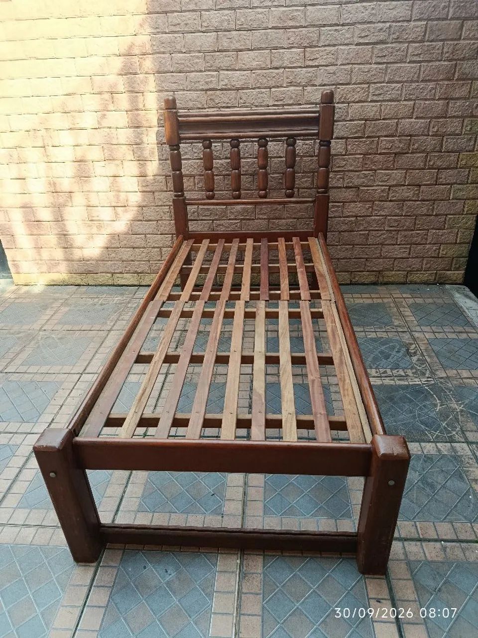 Cama solteiro madeira maciça  - Foto 2