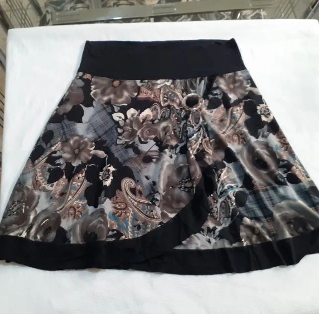 Conjunto feminino em malha - G