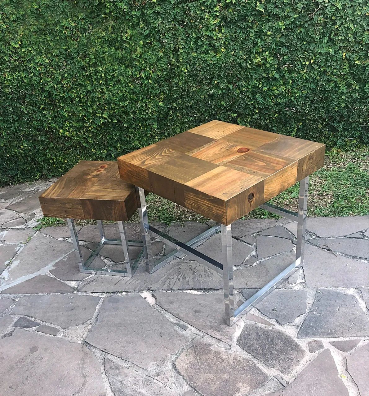 Conjunto mesas laterais 