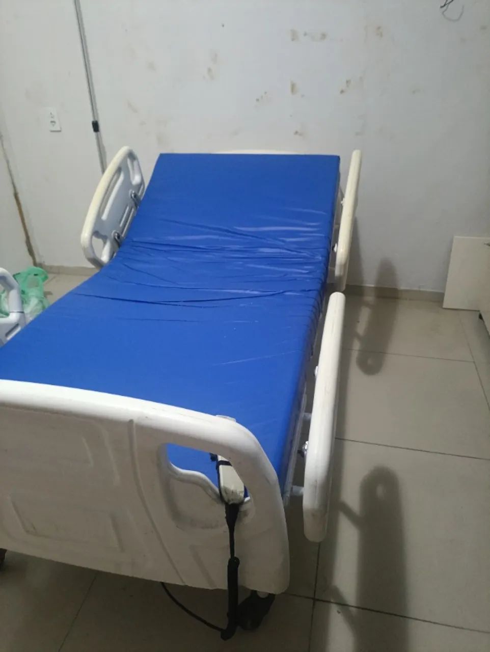 Cama Motorizada para pessoas acamadas  - Foto 3
