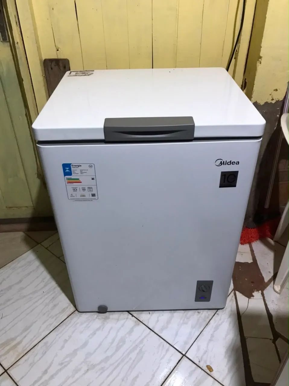 Frezzer Midea, com nota fiscal e garantia  