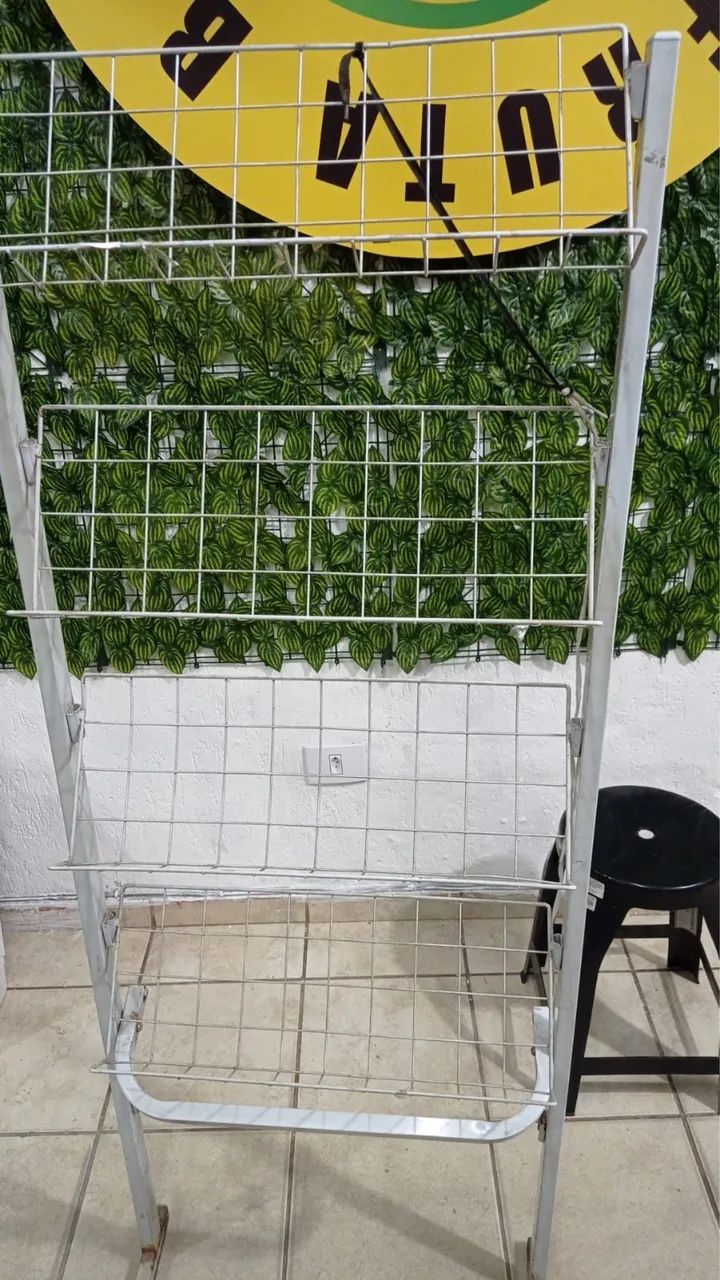 Expositor para comércio multiuso livros calçados etc  - Foto 2