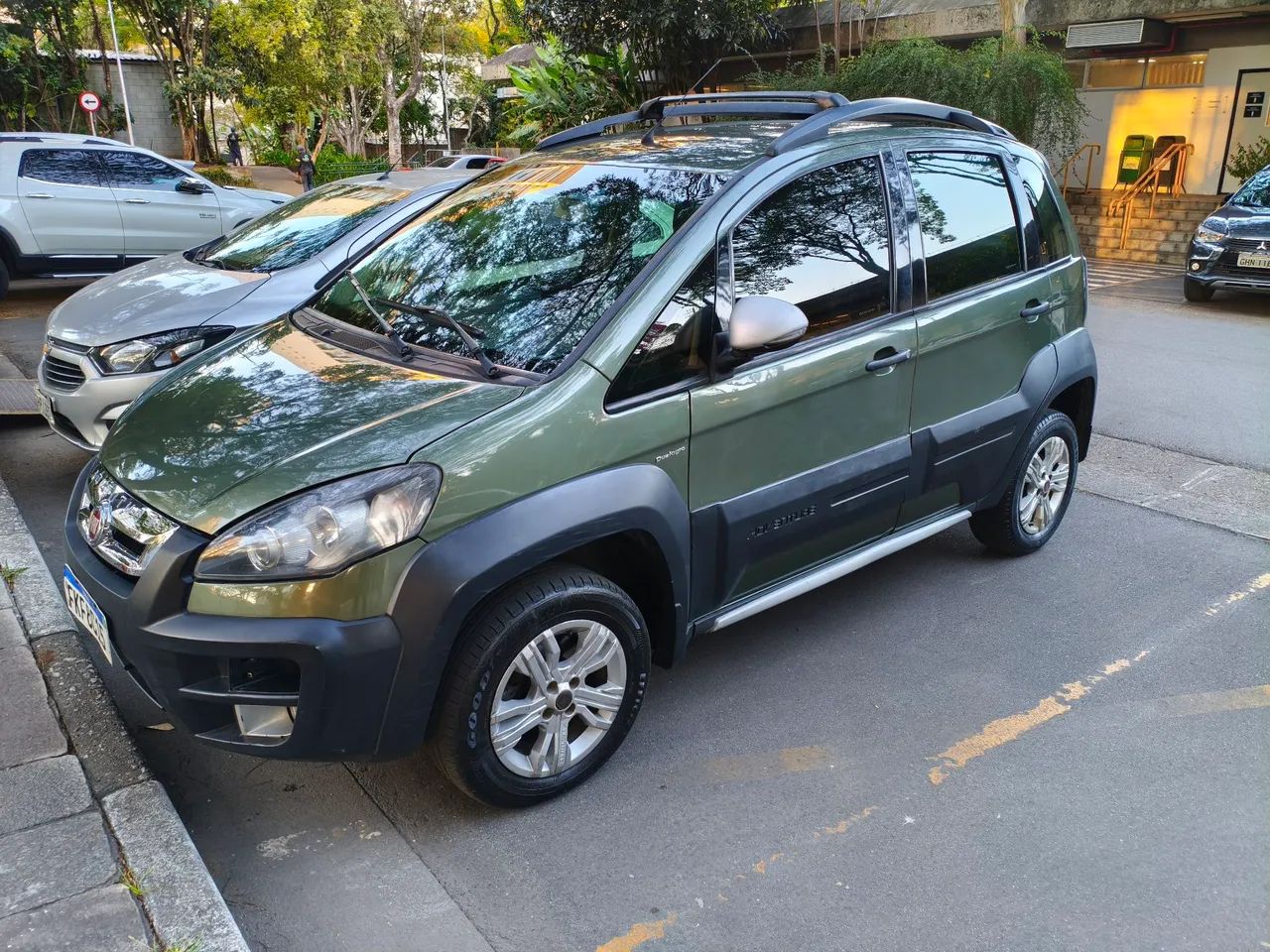 Fiat Idea Adv./ Adv.lock.dualogic 1.8 Flex 5P 2013