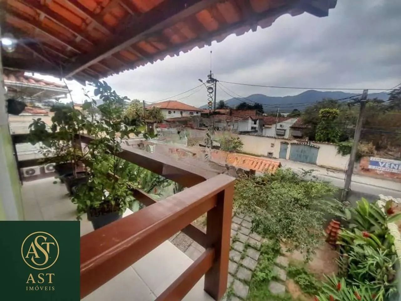 Casa Duplex à Venda  Ampla, Confortável e com Excelente Quintal - Foto 3