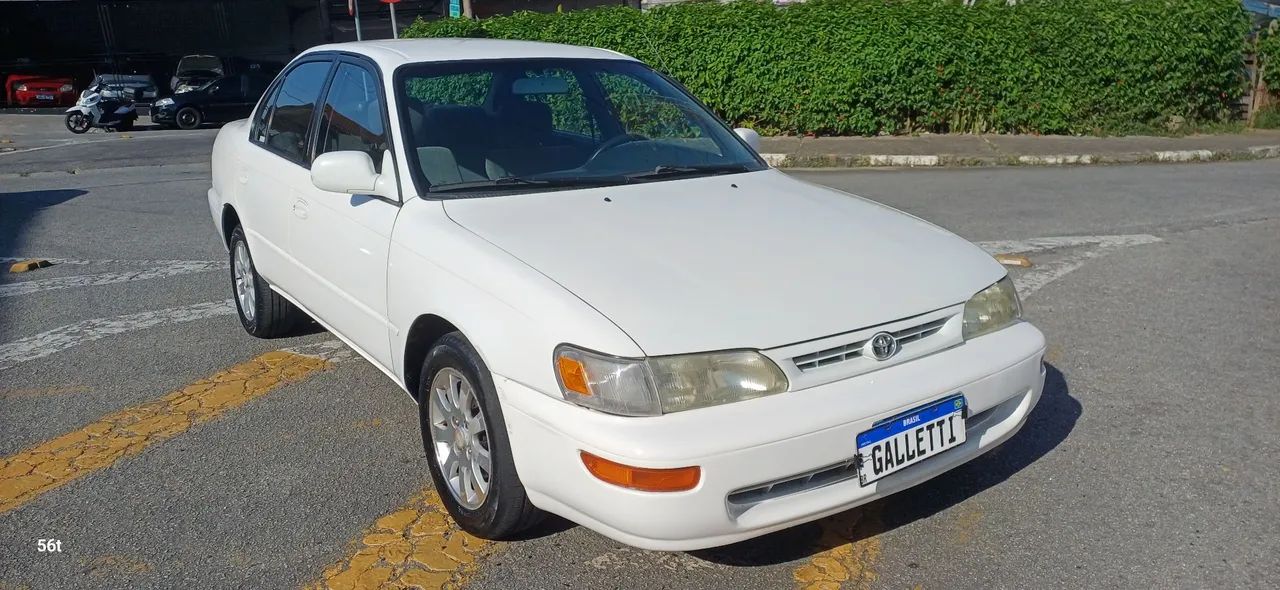 Toyota Corolla Corolla LE 1.8 1996