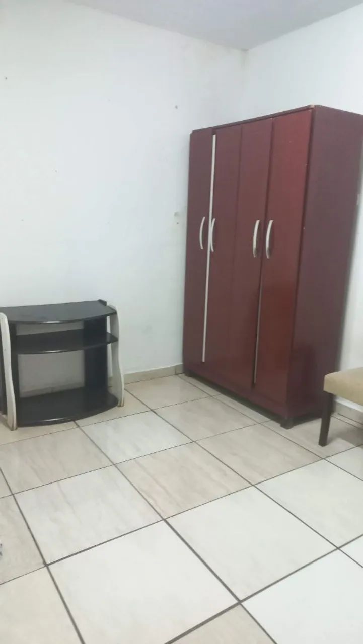 Alugo quartos individuais - Foto 2