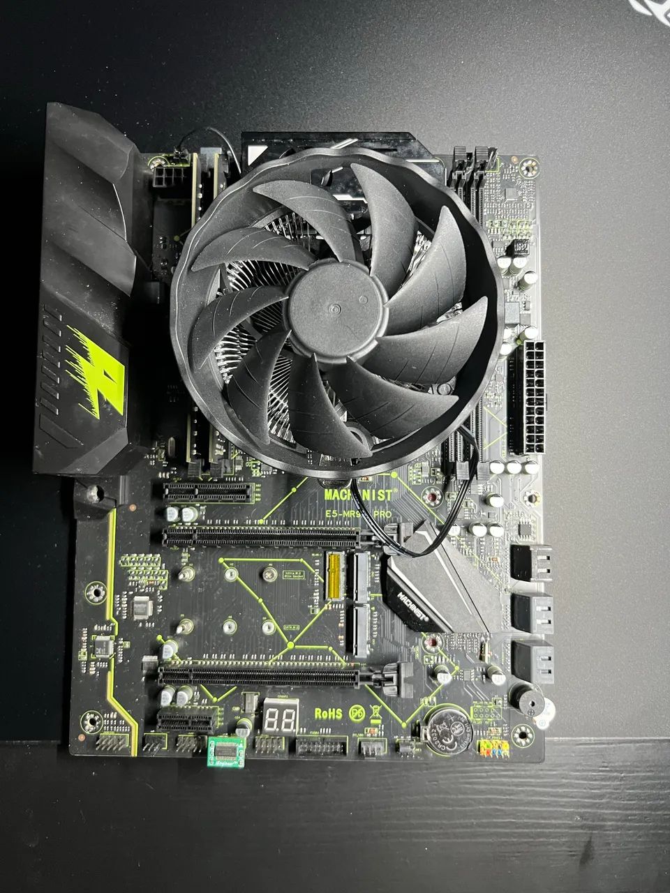 KIT XEON | MR9A Pro | 16GB RAM DDR4 | E5 2630 V4 | TPM 2.0