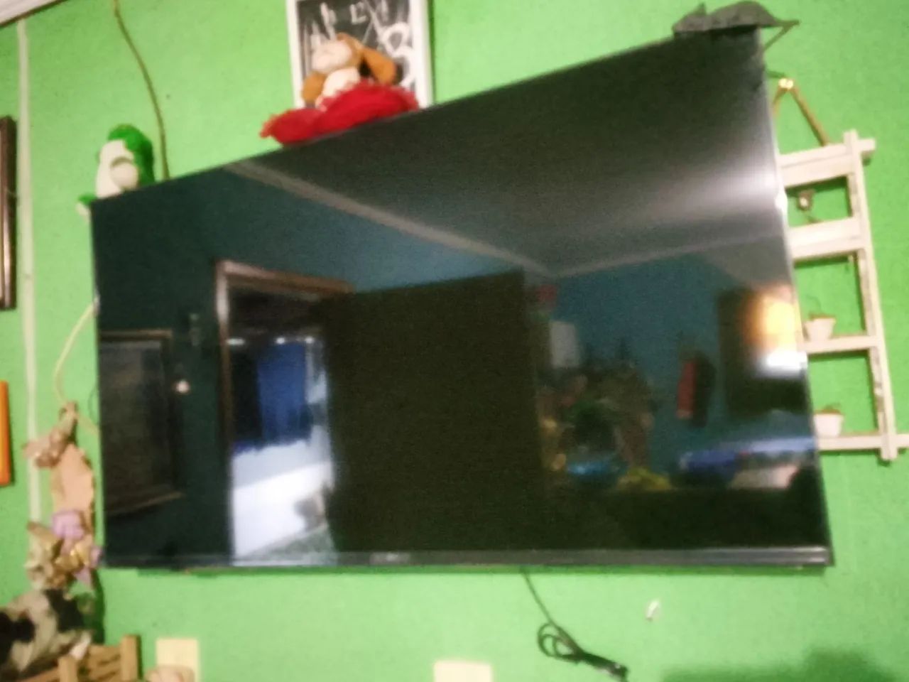 Vendo TV de 43 polegadas smart 4K - Foto 5