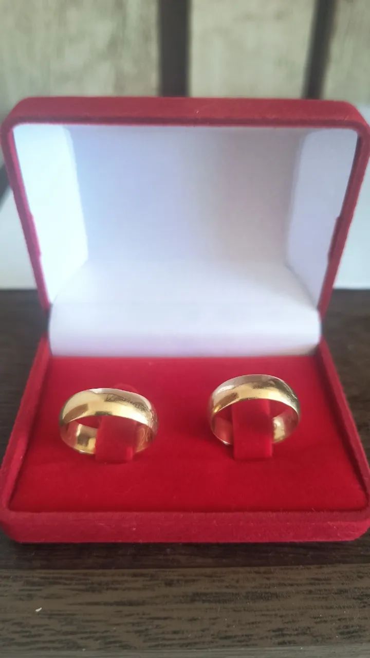 Aliança Ouro 18 k . Peso 10.02 - Foto 4