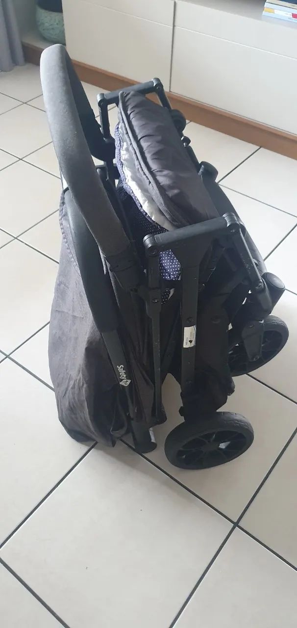 Carrinho de bebê