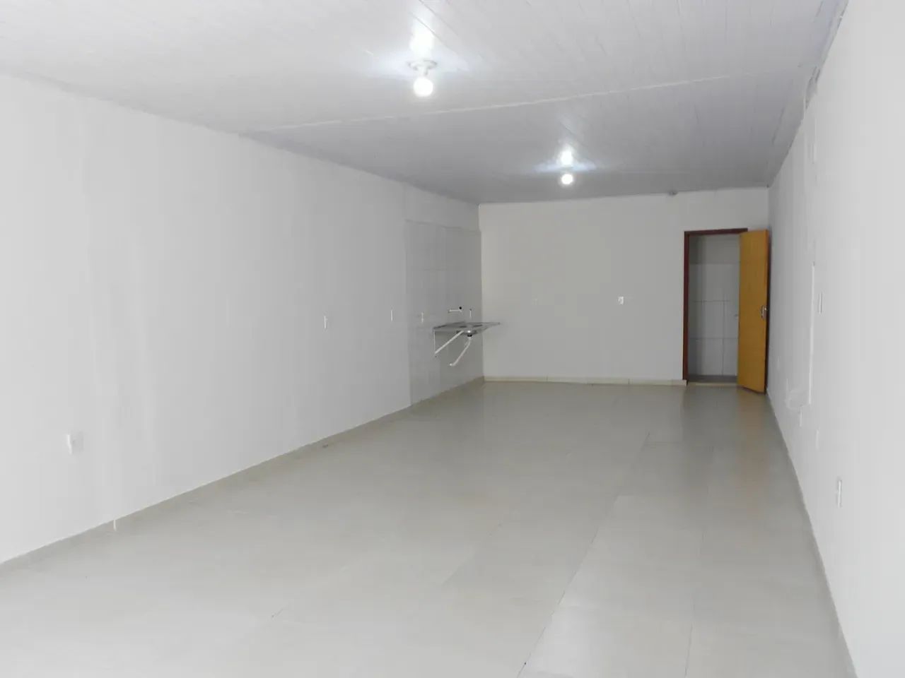 SALA COMERCIAL PRÓXIMO AO PORTO VELHO SHOPPING. - Foto 5