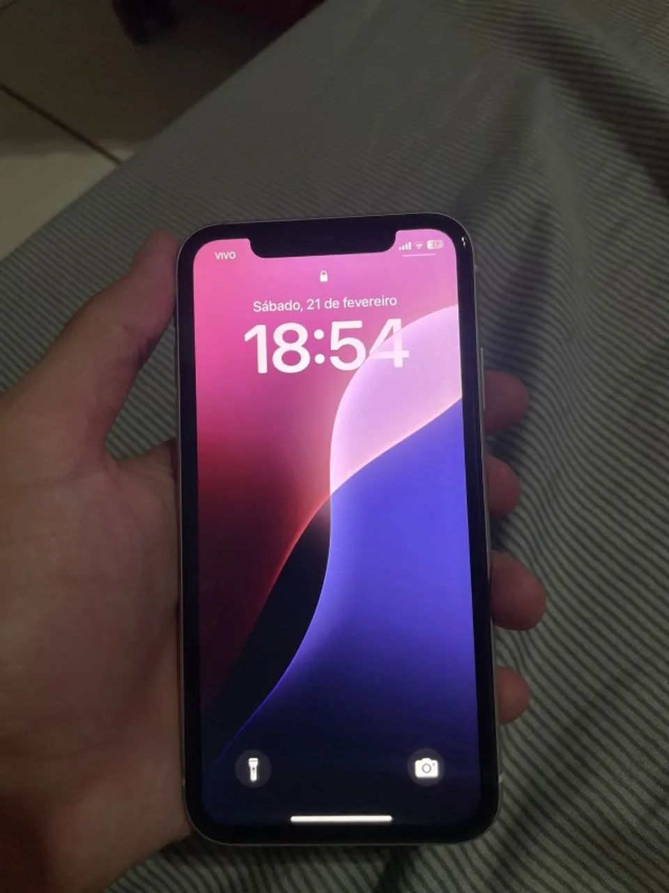 iPhone 11 Branco - Foto 2