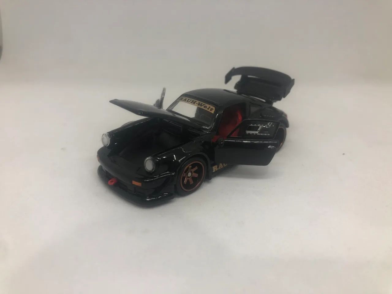 RWB 930 1/64 Diecast 