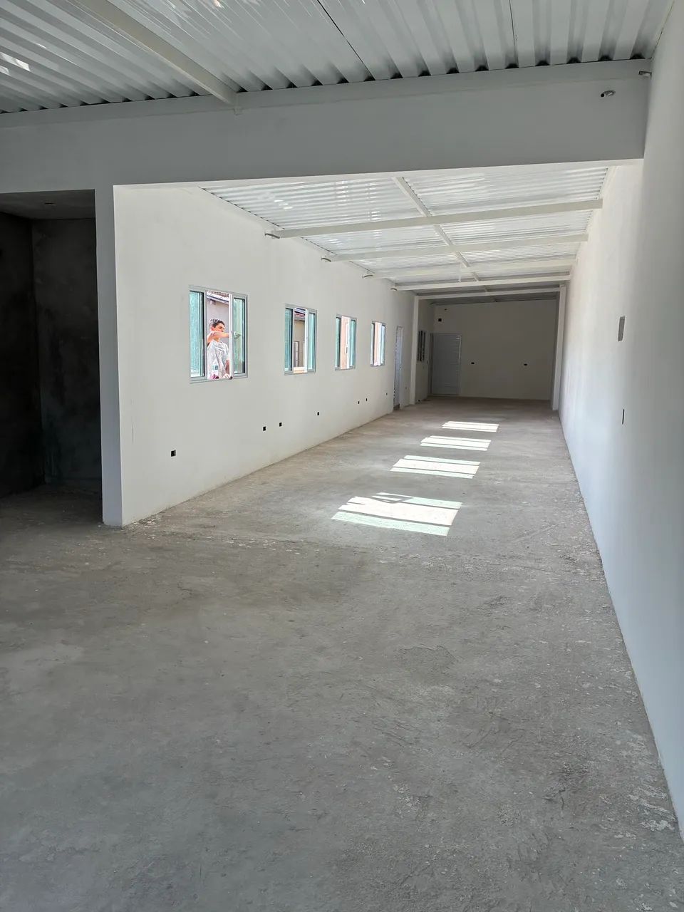 Salão comercial com 135 m e sala comercial com 135, a 30 metros da Estrada de Campo Limpo - Foto 5