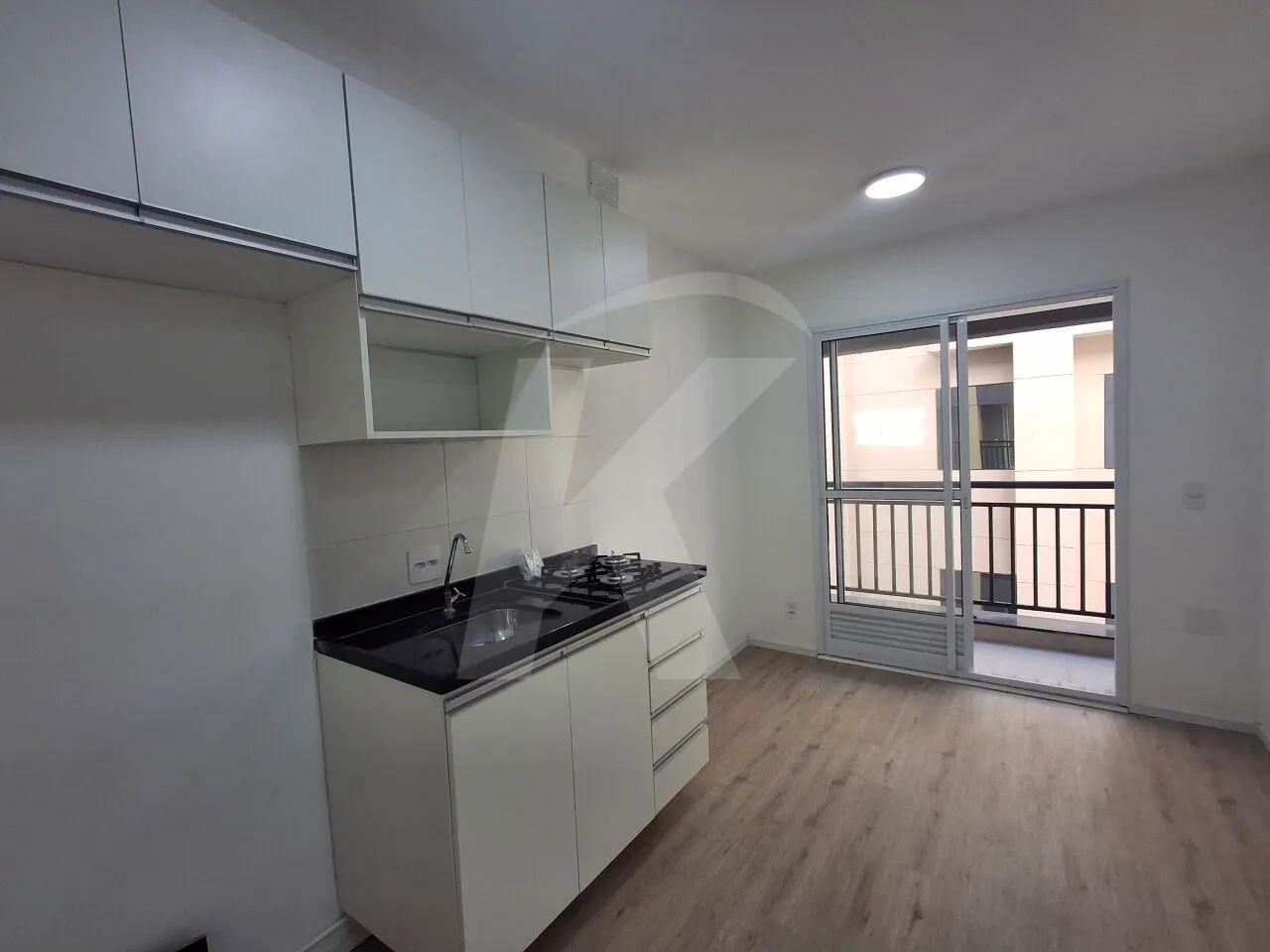 Apartamento com 1 quarto, sala, cozinha próximo ao metrô. - Foto 2