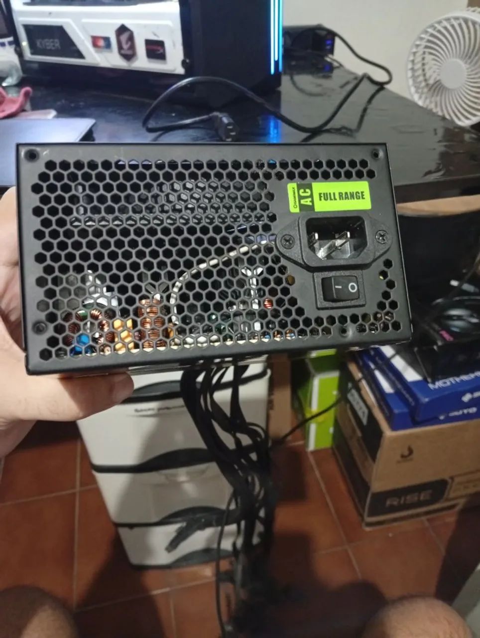 Fonte PC 650w gamemax 80 plus bronze  - Foto 4