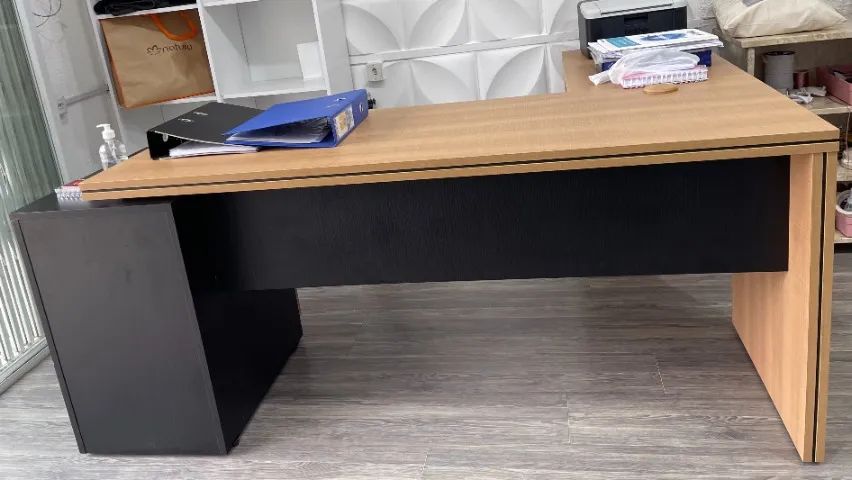 Mesa em L para escritório Alto Padrão