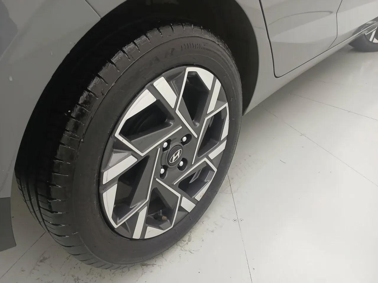 Hyundai HB20 Plat. Safety 1.0 TB Flex 12V Aut., foto 14 de 18