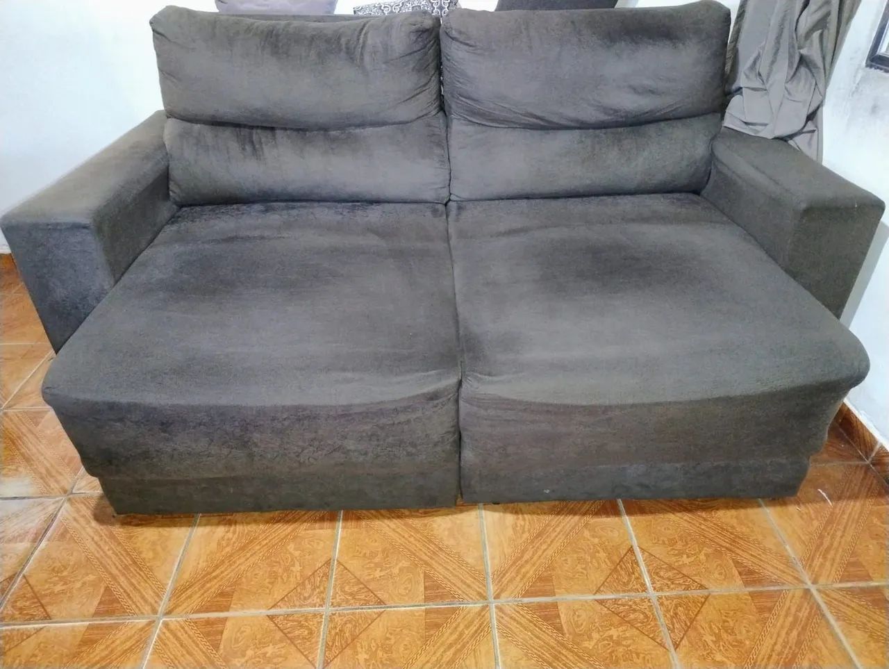 Sofá retrátil usado