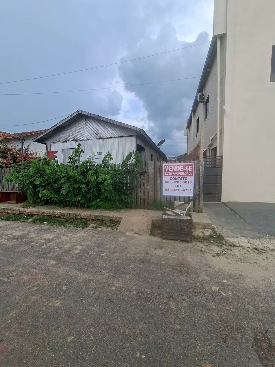 CASA BEM LOCALIZADA NO CENTRO DE TARAUACÁ-AC - Foto 2