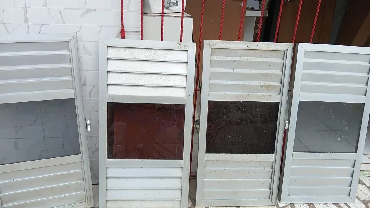 Janela de alumínio e vidro  - Foto 2