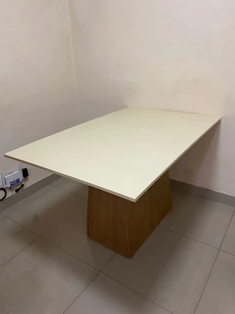 Mesa de jantar retangular