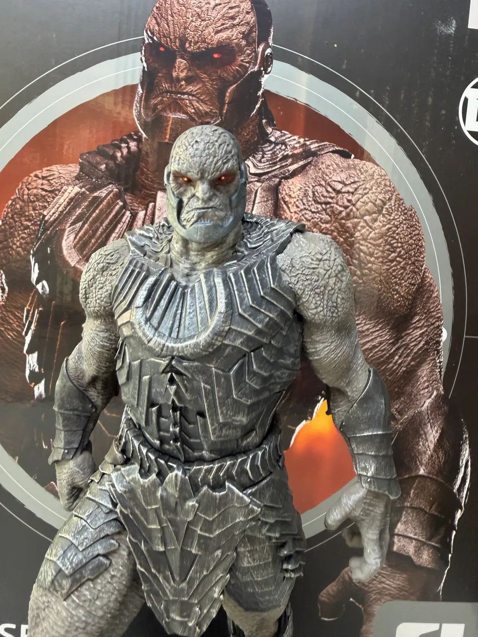 Darkseid - Iron Studios - Completo - Na caixa! Perfeito - Foto 2